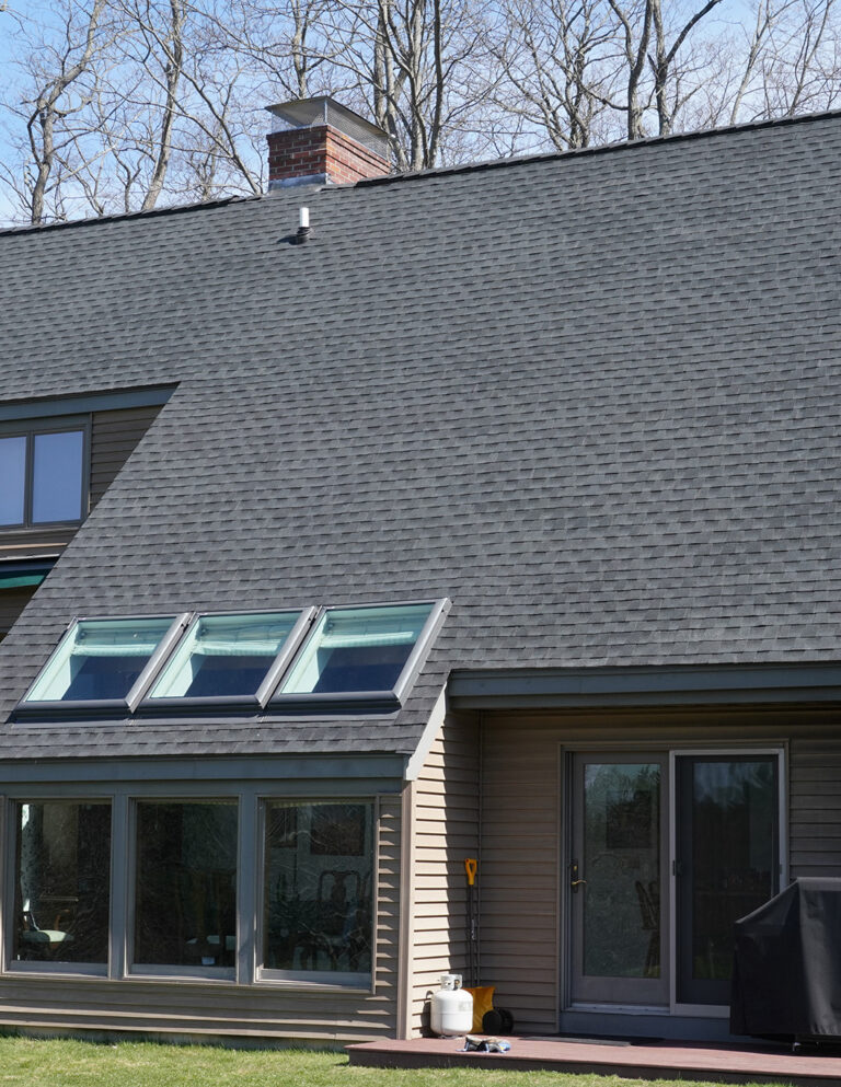 Asphalt roof
